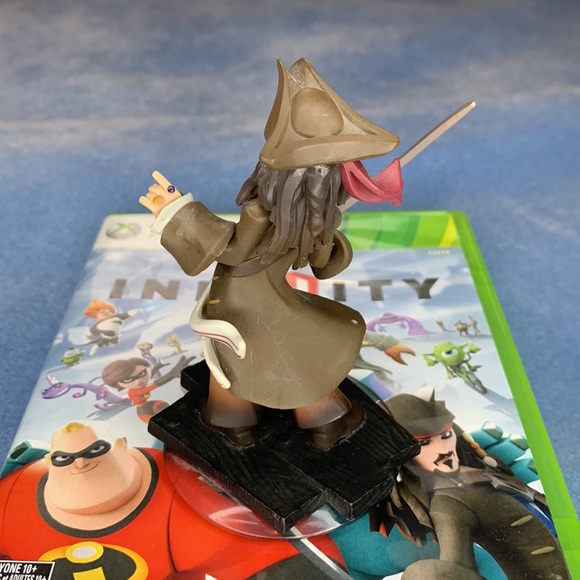 Disney Infinity1.0(Xbox 360,2004)w/Infinity Figure Mater,Capt Jack,Iron Man.Dash - Picture 9 of 14